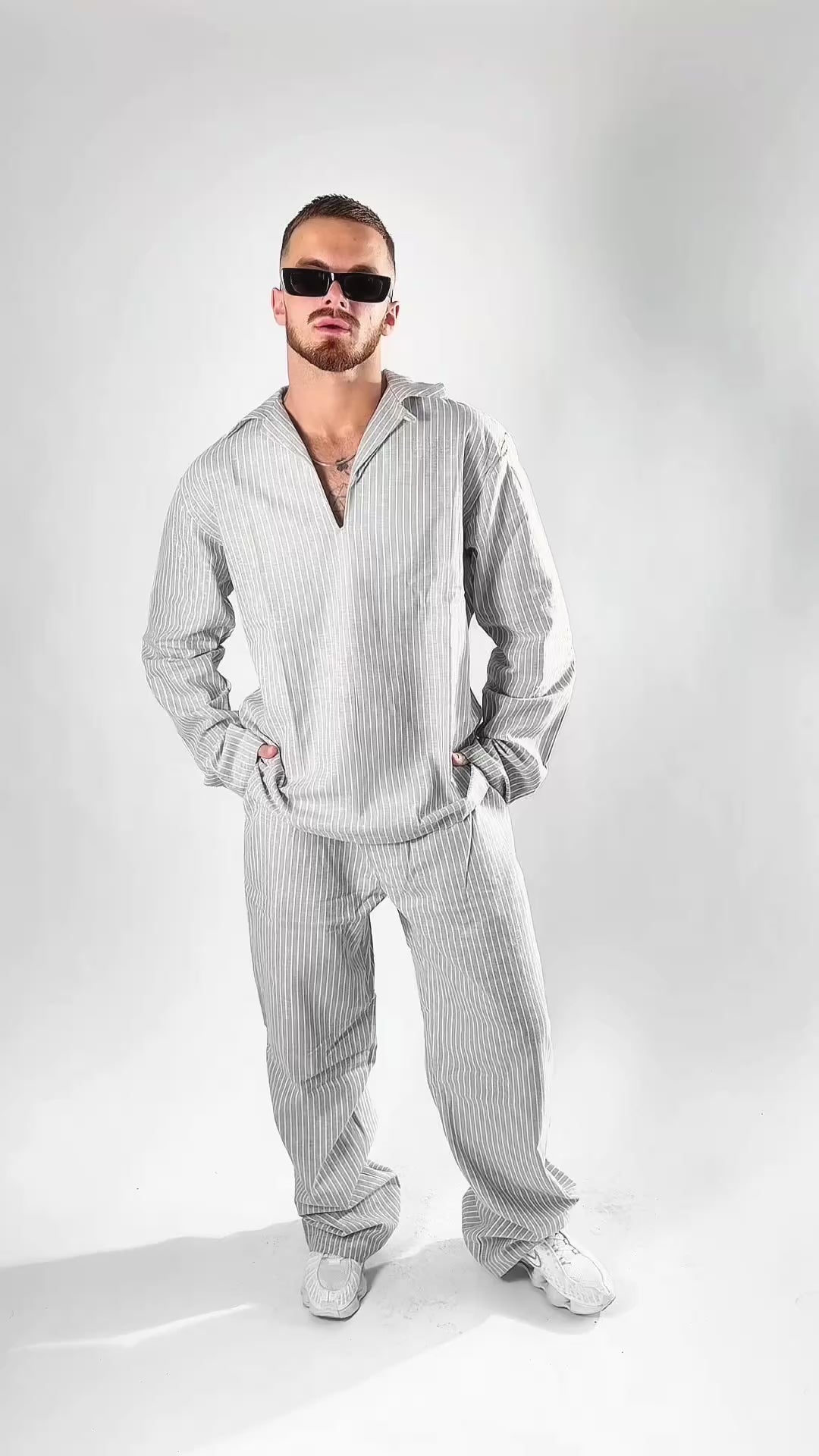 Lniany komplet w szary prążek