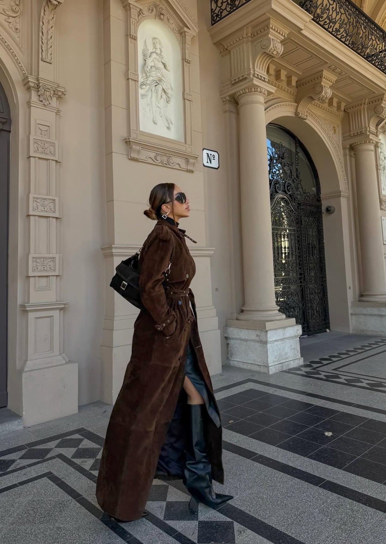 Skórzany, Maxi płaszcz o kroju sukienki z paskiem. Kilka kolorów. Skóra lub zamsz